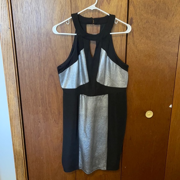 Black & Silver Halter Dress - Picture 1 of 9